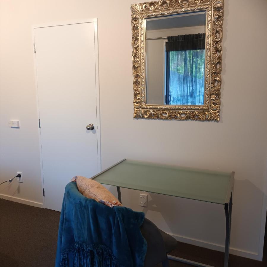 Tiwai Waka Retreat Apartment เวลลิงตัน ภายนอก รูปภาพ